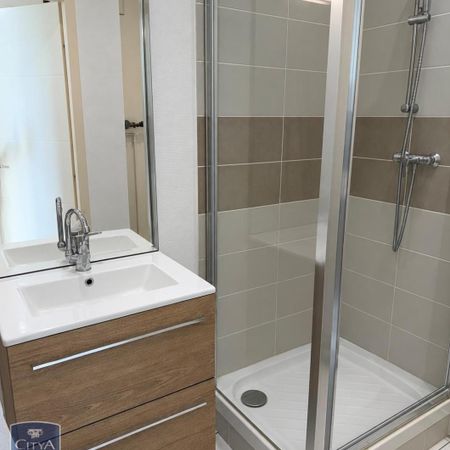Location Appartement 1 pièce 29m² VILLEURBANNE 69100 - Photo 3