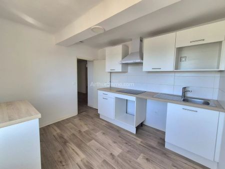 Location Appartement 2 pièces 49 m2 à Le Luc - Photo 5