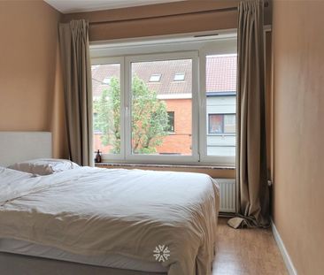 Lichtrijk hoek-appartement te huur in Gent - Photo 1