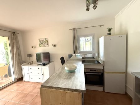 Location Appartement 2 pièces 30m² MALLEMORT 13370 - Photo 5