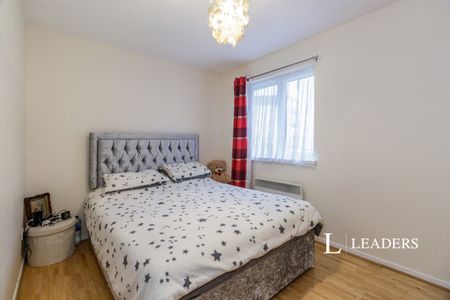 2 bedroom house to rent Haygreen Close, Kingston upon Thames, KT2 - Photo 5