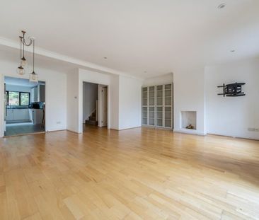 4 bedroom terraced house to rent - Photo 3