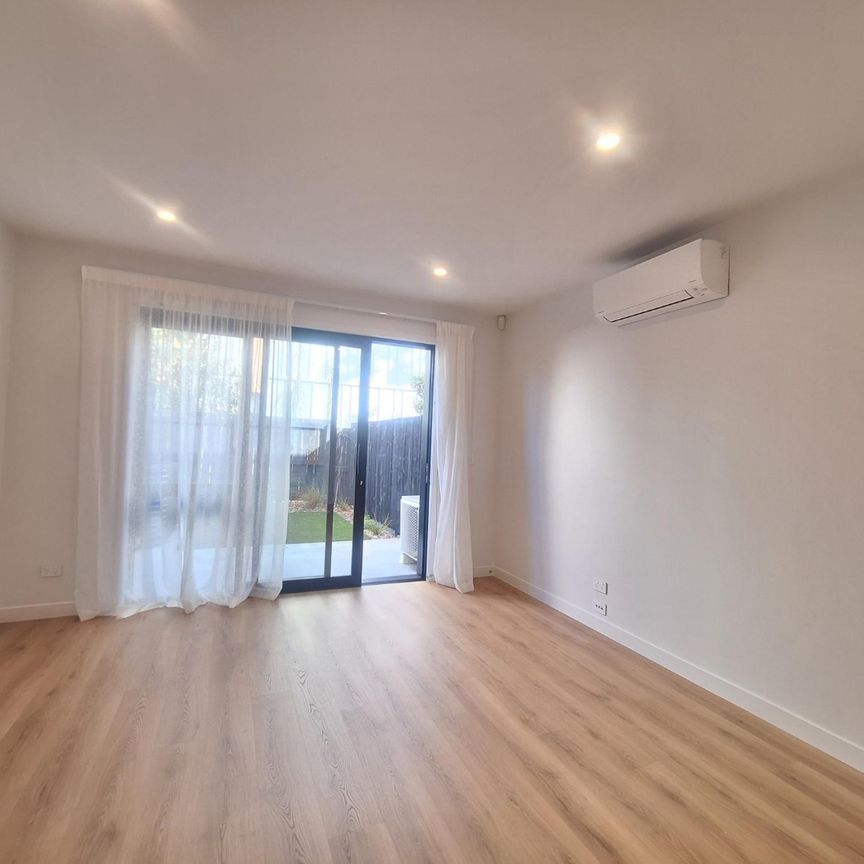 Light and airy - Photo 1