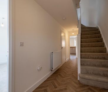 5 bedroom semi-detached house to rent - Photo 5