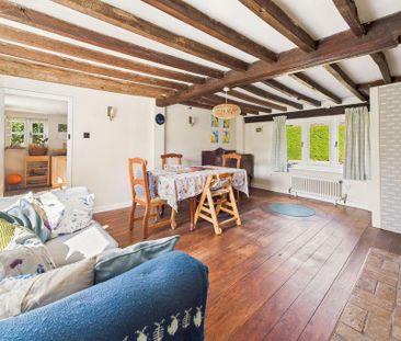 5 bedroom detached house to rent - Photo 1