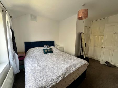 3 bedroom detached house to rent - Photo 5