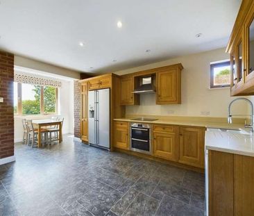 School Lane, Dinton, HP17 - Photo 6