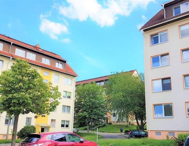 Großzügige 3- Raumwohnung in ruhiger Lage zu vermieten! - Photo 1