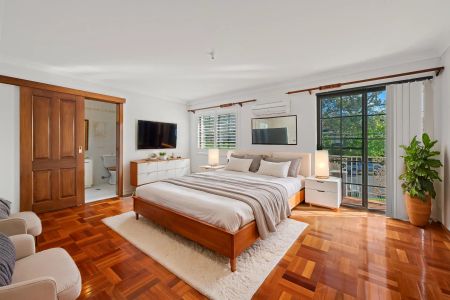 Spacious Family Living with City Views & Outdoor Entertaining - Photo 2