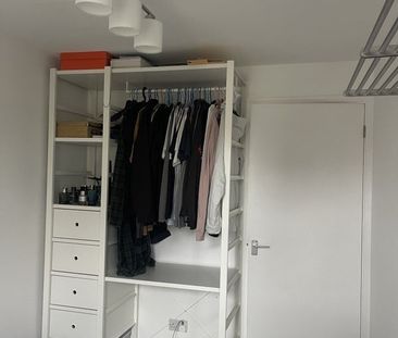 Room in a Shared Flat, Henry Doulton Drive, SW17 - Photo 1