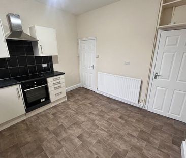 Queen Street - Photo 5