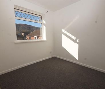 25 Rhiw Ddar, Taff's Well, Cardiff - Photo 5