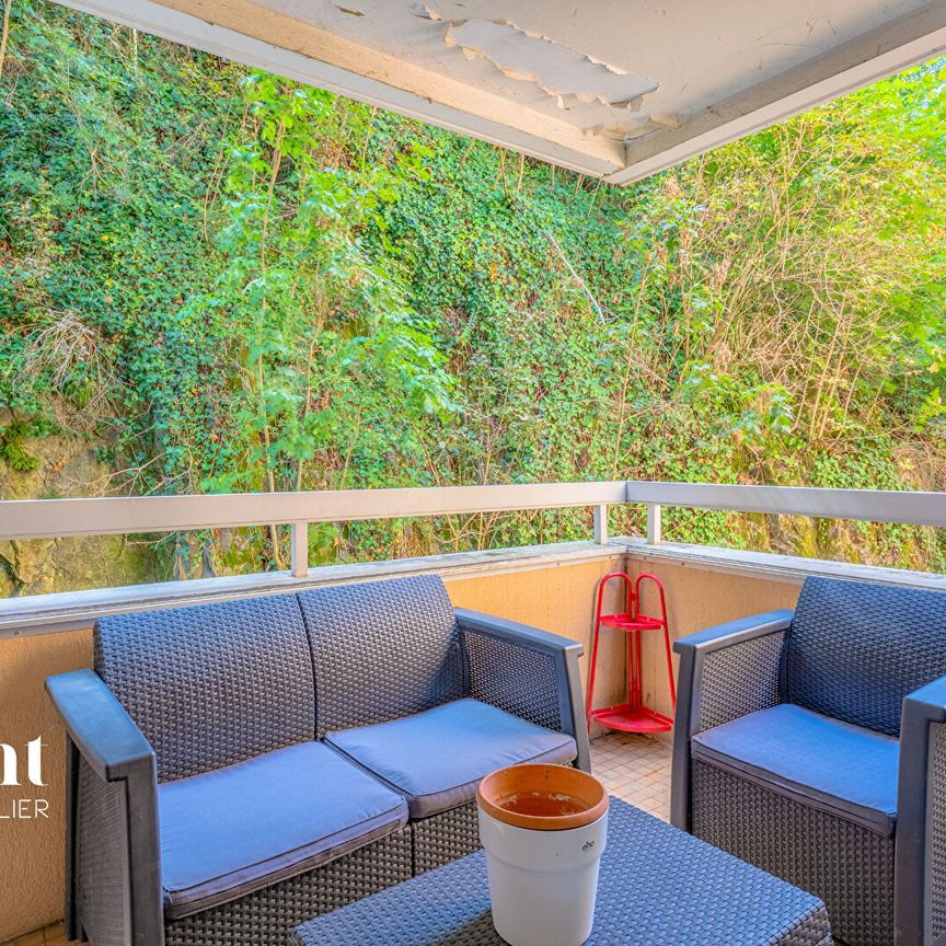 T2 avec terrasse - Quai de Saône, - Photo 1