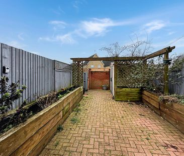 2 bedroom terraced house to rent - Photo 6