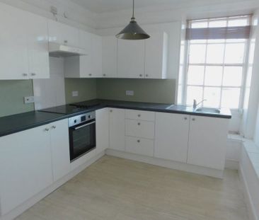 High Street, Battle - £1,050pcm - Photo 1