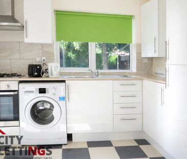 2 Bedroom Semi-Detached House - Photo 6