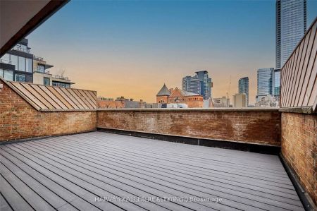 18A Hazelton Avenue #306 - Photo 3