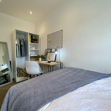 126 bedroom house share to rent - Photo 3