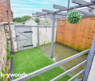 2 bed terraced house to rent in Wolseley Road, Oakhill, Stoke-On-Trent - Photo 3