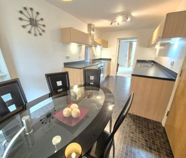 2 bedroom apartment to rent - Photo 2