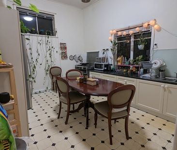 Northcote - Photo 2