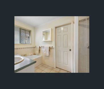 Inner City Living close to everything. - Photo 6