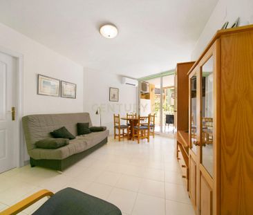 Apartamento de alquiler en Carrer la Santamaría, 15, Calp, Spain, -... - Photo 2