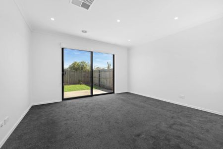 23 Bolton Street Melton South VIC - Photo 4