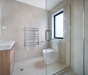 Close to everywhere. - Photo 2