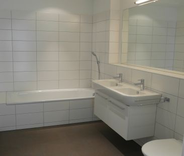 3.5 Zimmer, 94 m², 6. Stock - Photo 4