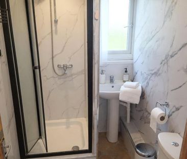 1 bedroom house to rent - Photo 2