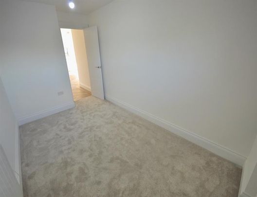 2 Bedroom Apartment To Let - Photo 1
