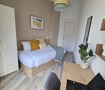 Avinguda Diagonal, Barcelona, Catalonia 08021 - Photo 6