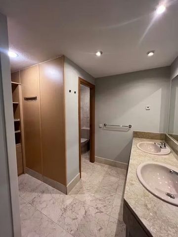 Calle de Caleruega, Madrid, Community of Madrid 28033 - Photo 5