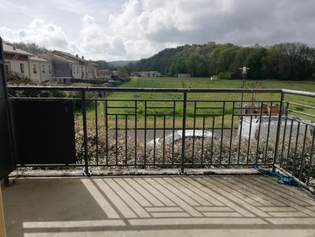 Location Appartement 2 pièces 35m² AIRE SUR L ADOUR 40800 - Photo 3