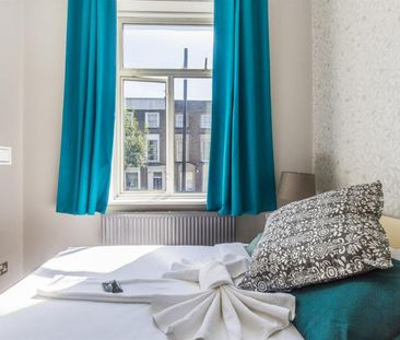 2 bedroom Flat To Let - Photo 2