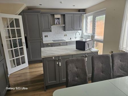 Erinvale Drive, Belfast, BT10 0GE - Photo 5