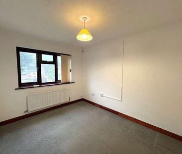 Newland Gardens, Cradley Heath, B64 - Photo 5