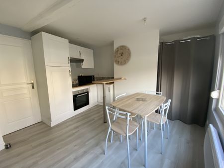 STUDIO MEUBLÉ situé proche CENTRE et ESIEE - Photo 5