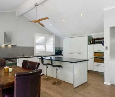 Elanora Heights, 8 Weeroona Avenue - Photo 2