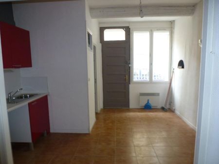 Location Appartement 1 pièce 26m² - Photo 3