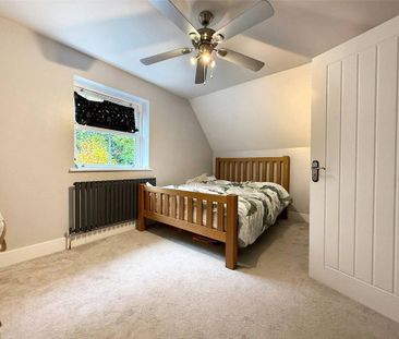 2 bedroom detached house to rent - Photo 2