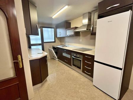 5 room luxury Flat for rent in Málaga, Spain - Photo 3