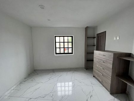 Departamento seminuevo 3 recamaras colonia el Retiro $12,000 - Photo 4