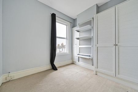 2 bedroom property to rent - Photo 2