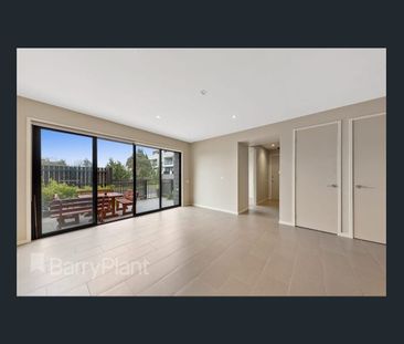 Convenient Location! - Photo 1