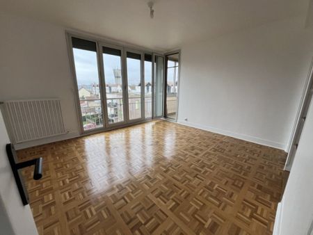 Libre le ..Maintenant Mt Loyer :550 Mt des charges :50 - Photo 4