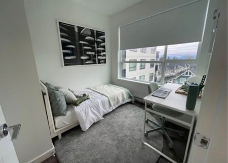 Unit 114- Beautifully Designed/ 2 Bedrooms Plus Den Condo at The Grove - Photo 4