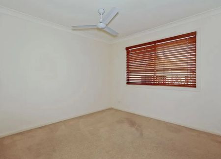 Varsity Lakes - Photo 5