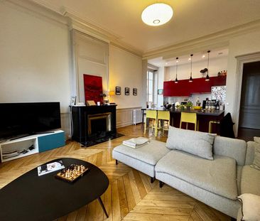 Location Appartement 5 pièces 170m² LYON 4ème - Photo 2